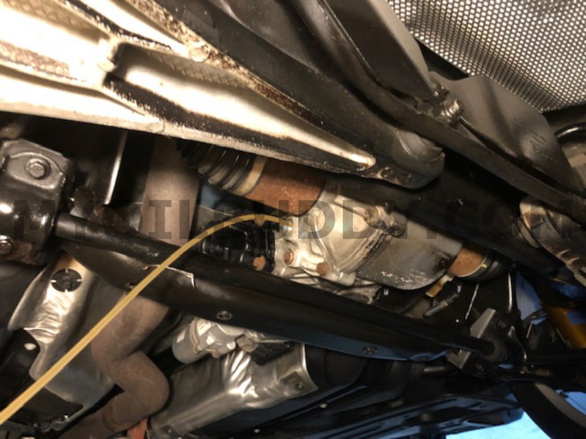 volvo-rear-differential-oil-change