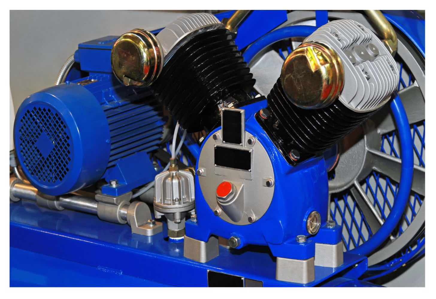 Can I Use Synthetic Motor Oil in my Air Compressor? AMSOIL Synthetic Oil Dealer USA Canada